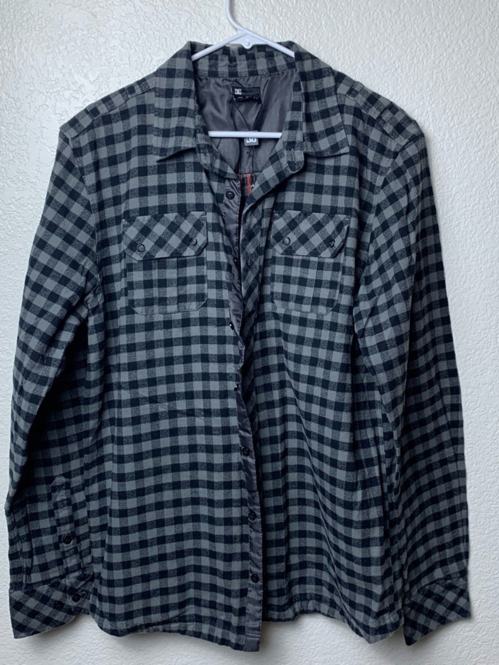 DC Shoes Men’s Plaid Flannel Shacket Jacket Gray Black Button Front Lined Size L